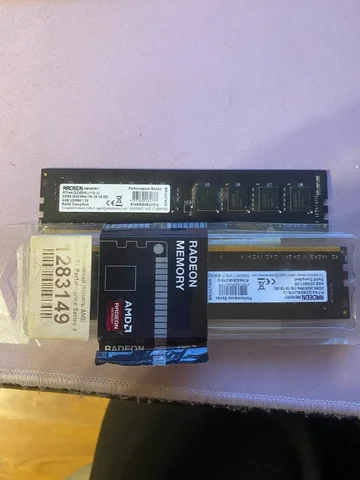 Продам 2 плашки по 4GB - Электроника в Владивосток