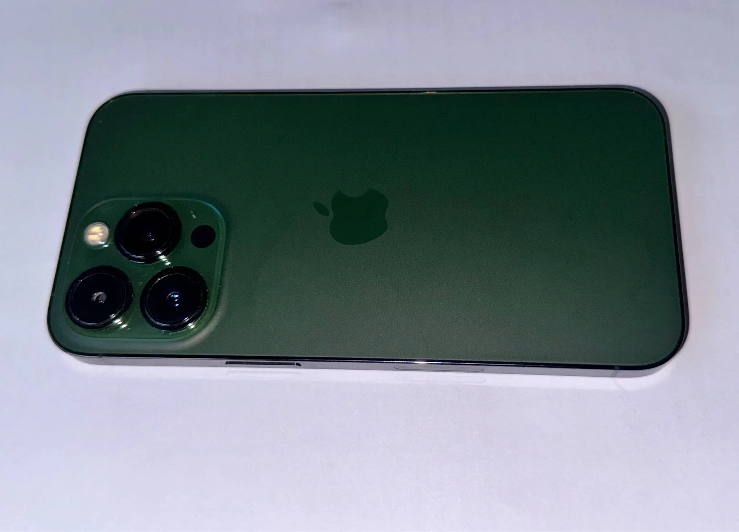 Iphone 13 Pro Jungle Edition 256гб - Смартфоны (Электроника) в Владивосток