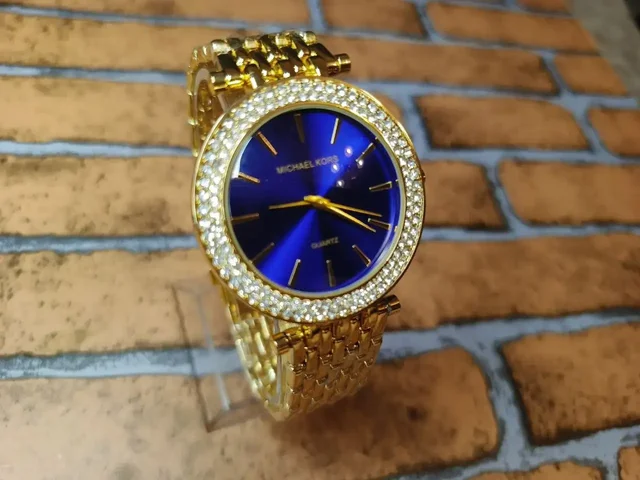 Новые женские часы Michael Kors - Куртки в Владивосток