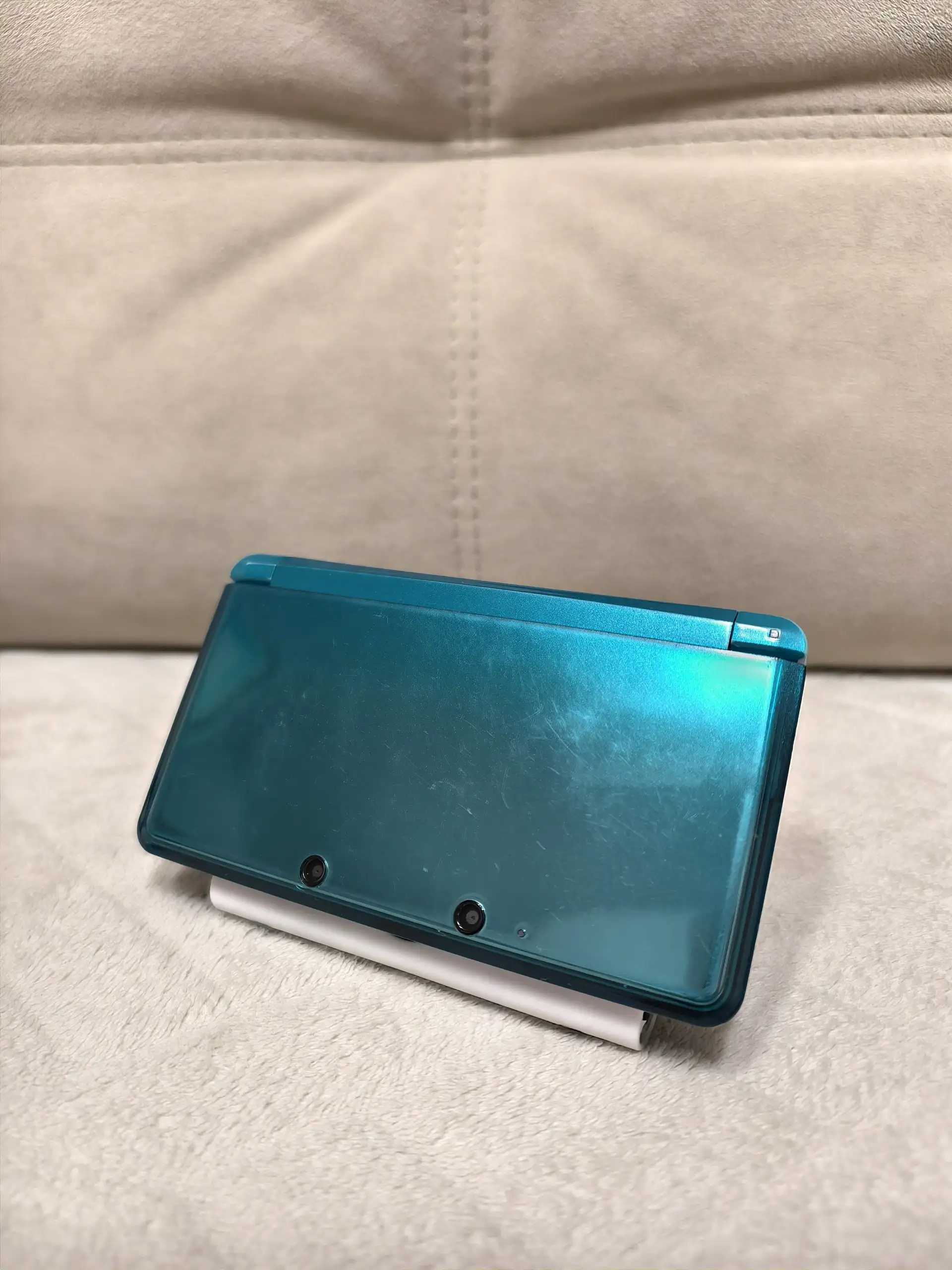 Продам Nintendo 3DS - Игровые приставки (Электроника) в Владивосток