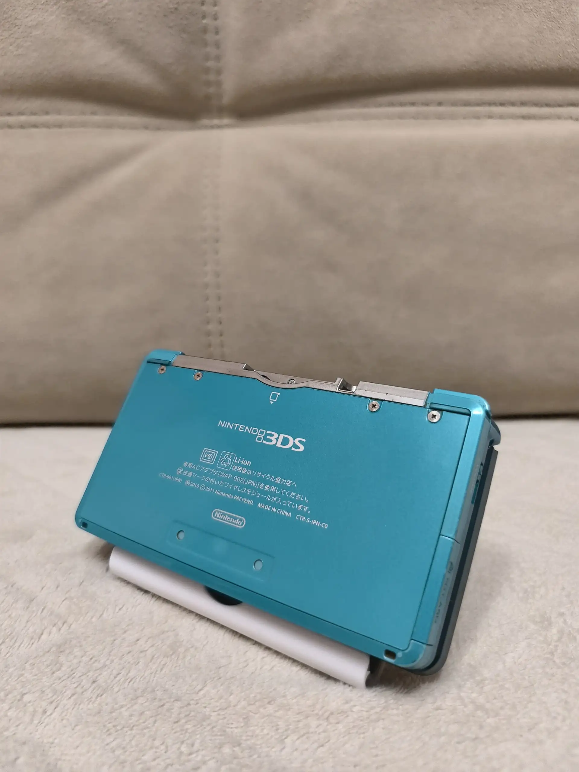 Продам Nintendo 3DS - Игровые приставки (Электроника) в Владивосток