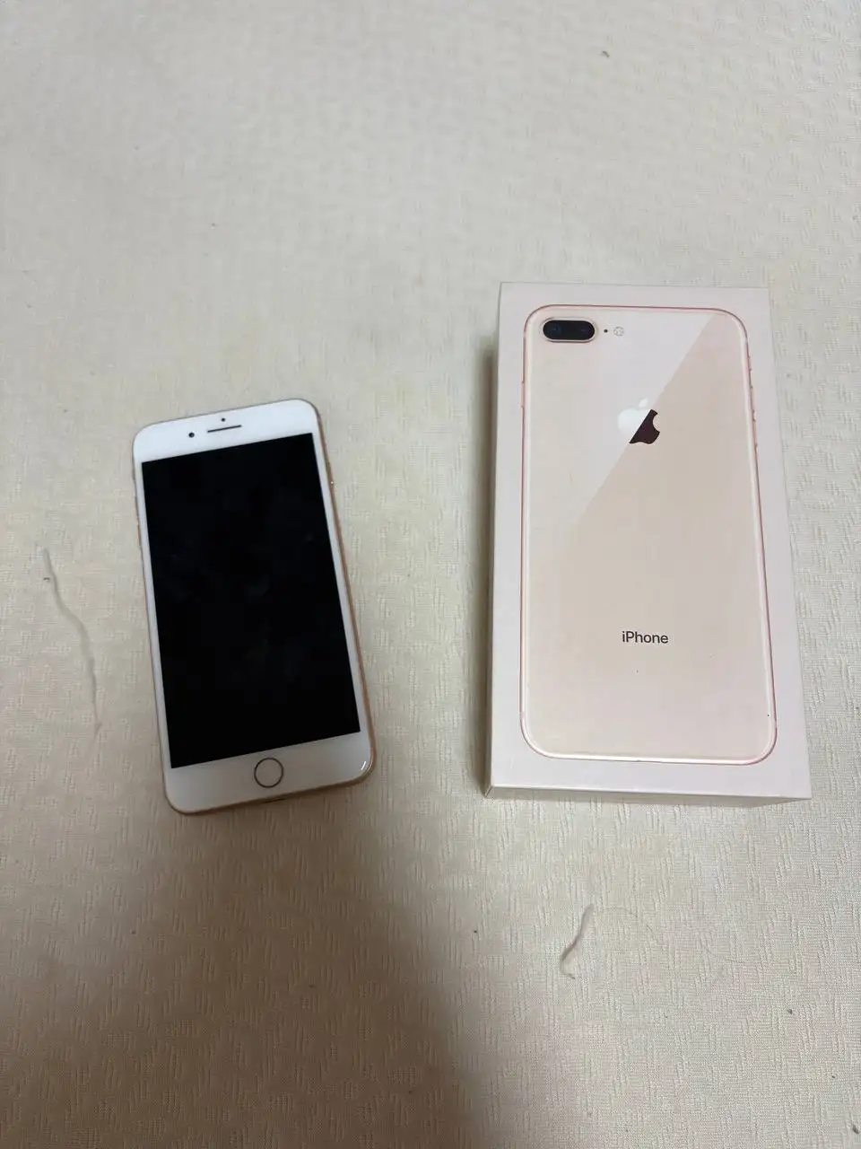 iPhone 8 Plus на запчасти не включается - Смартфоны (Электроника) в Владивосток