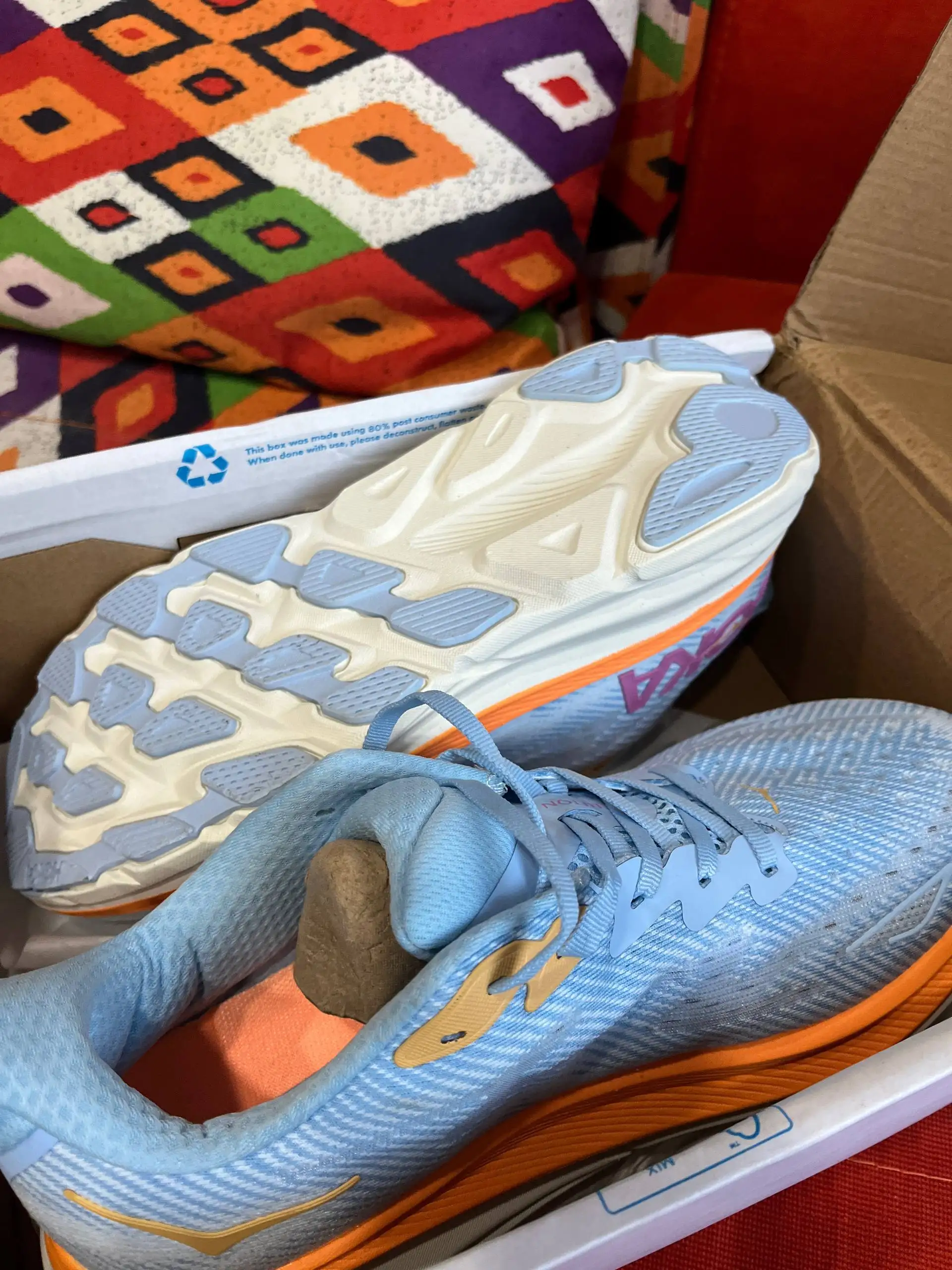 Кроссовки HOKA 42 размера - Барахолка в Владивосток