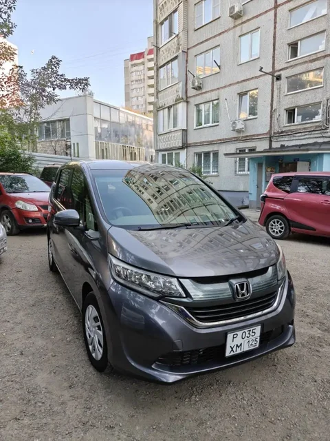 Honda Freed 2019 года - Авто в Владивосток