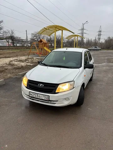 Продажа Лада Гранта 2013 года - Авто в Волгоградская область