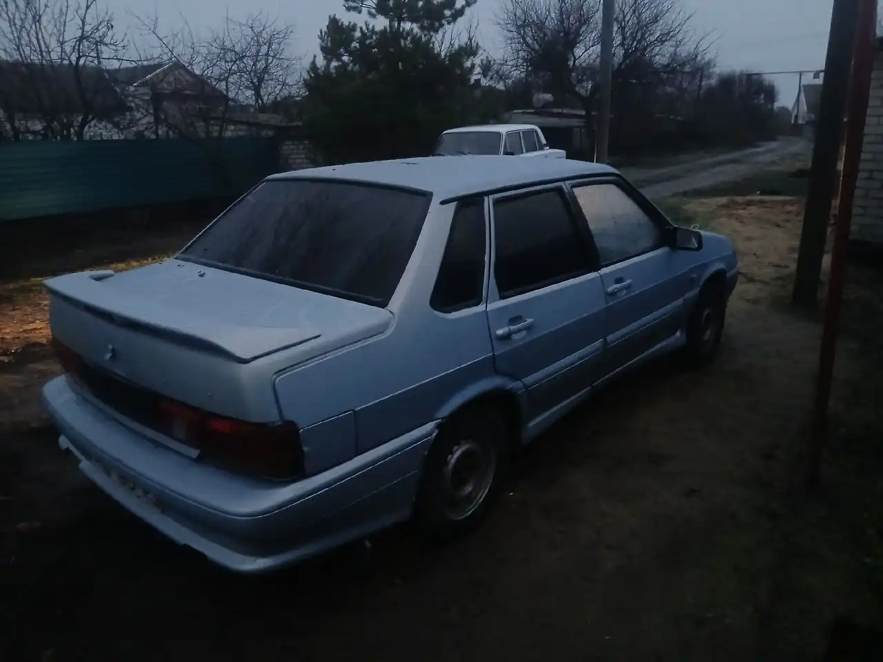 Автомобиль 2005 года в хорошем состоянии