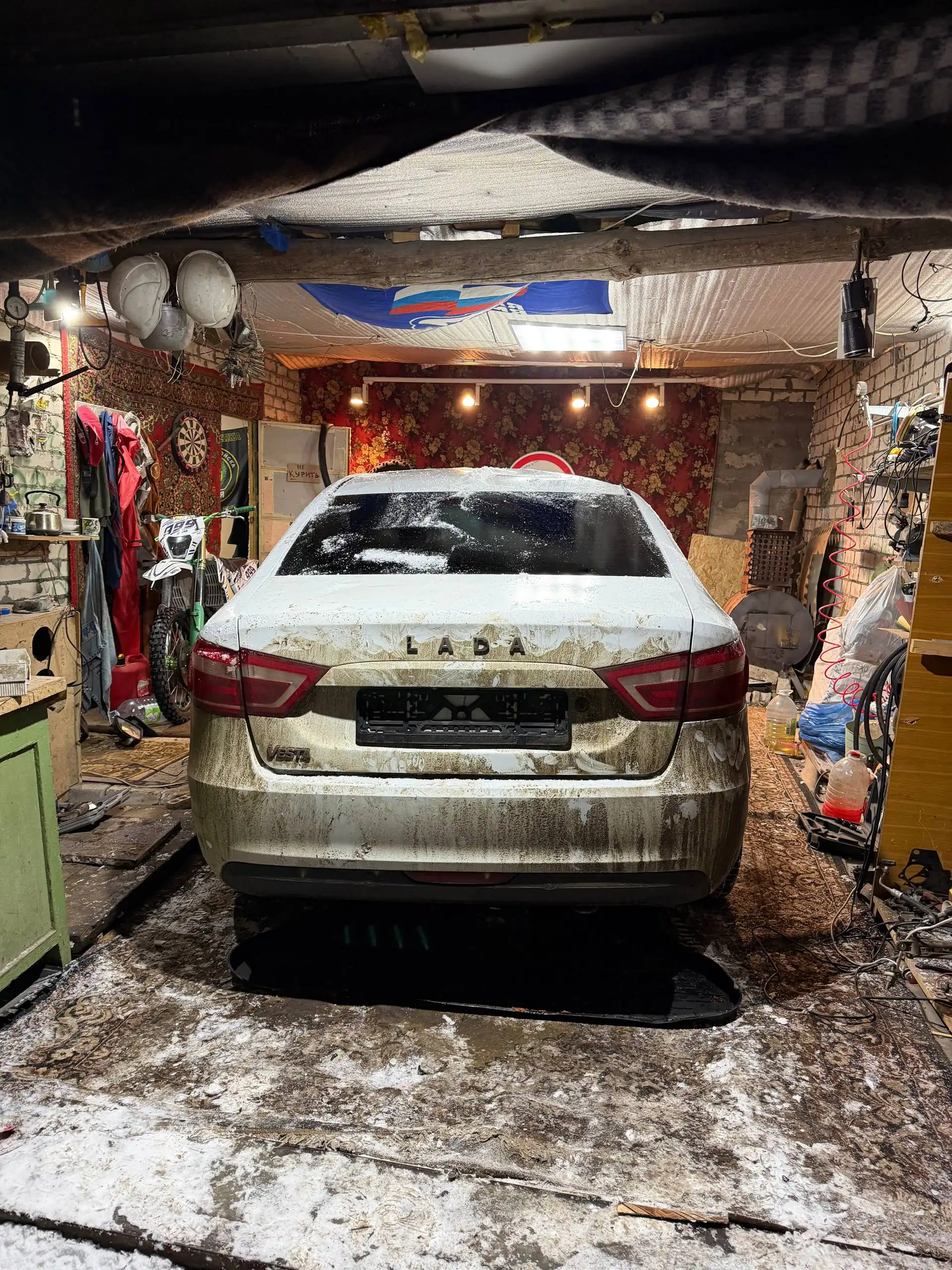 Автомобиль 2016 года с чистыми документами