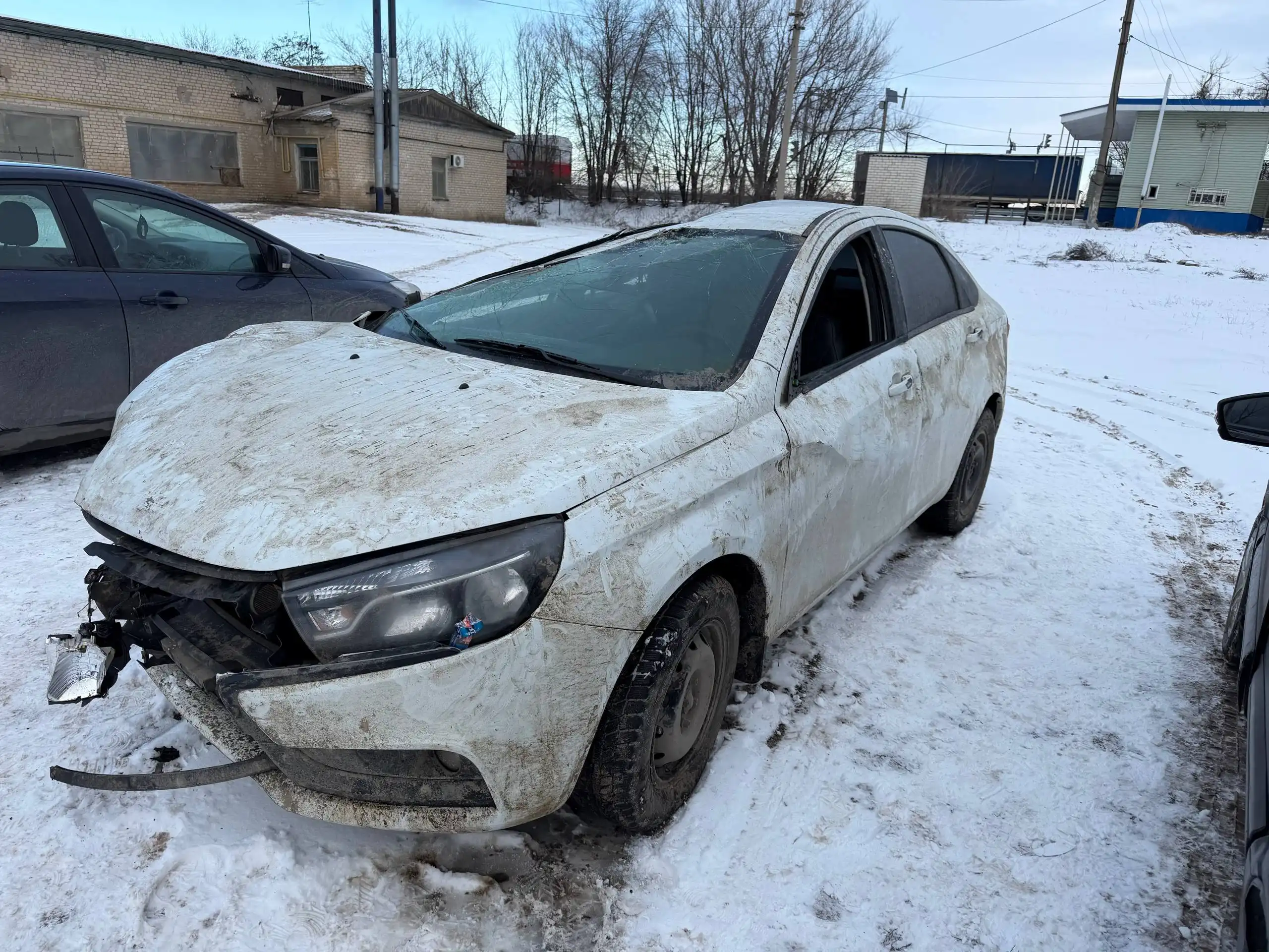 Автомобиль 2016 года с чистыми документами