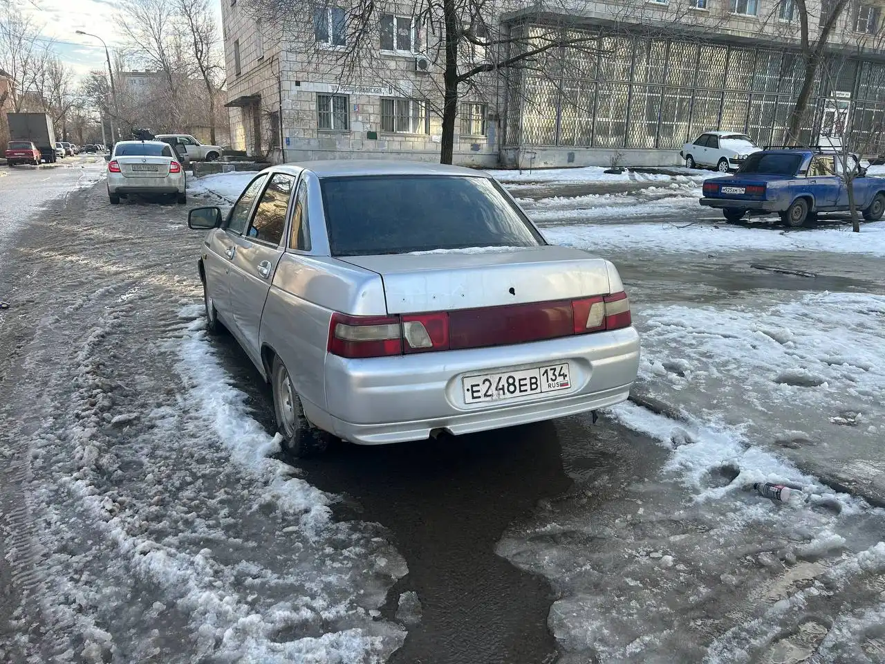 Автомобиль 2003 года не на учете