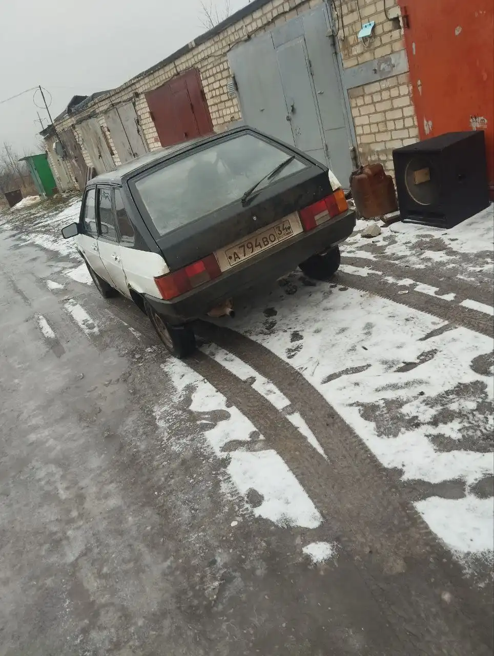 Продам или обменяю автомобиль 2000 года на полном ходу с чистыми документами