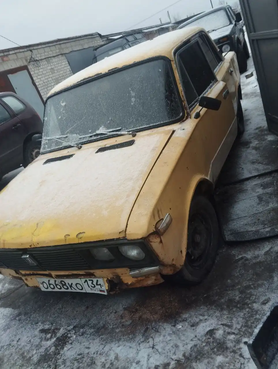 Продам или обменяю на полном ходу с документами - Авто в Волгоград