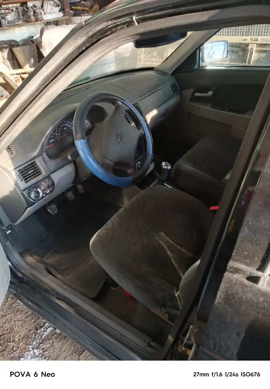 Продам Lada Priora универсал 2009 года с капремонтом двигателя - Легковые автомобили (Авто) в Волгоград