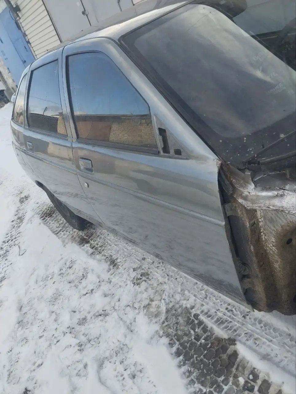 ВАЗ 2112 2006 года в разборе без двигателя и коробки - Автозапчасти для ВАЗ (Запчасти) в Волгоград