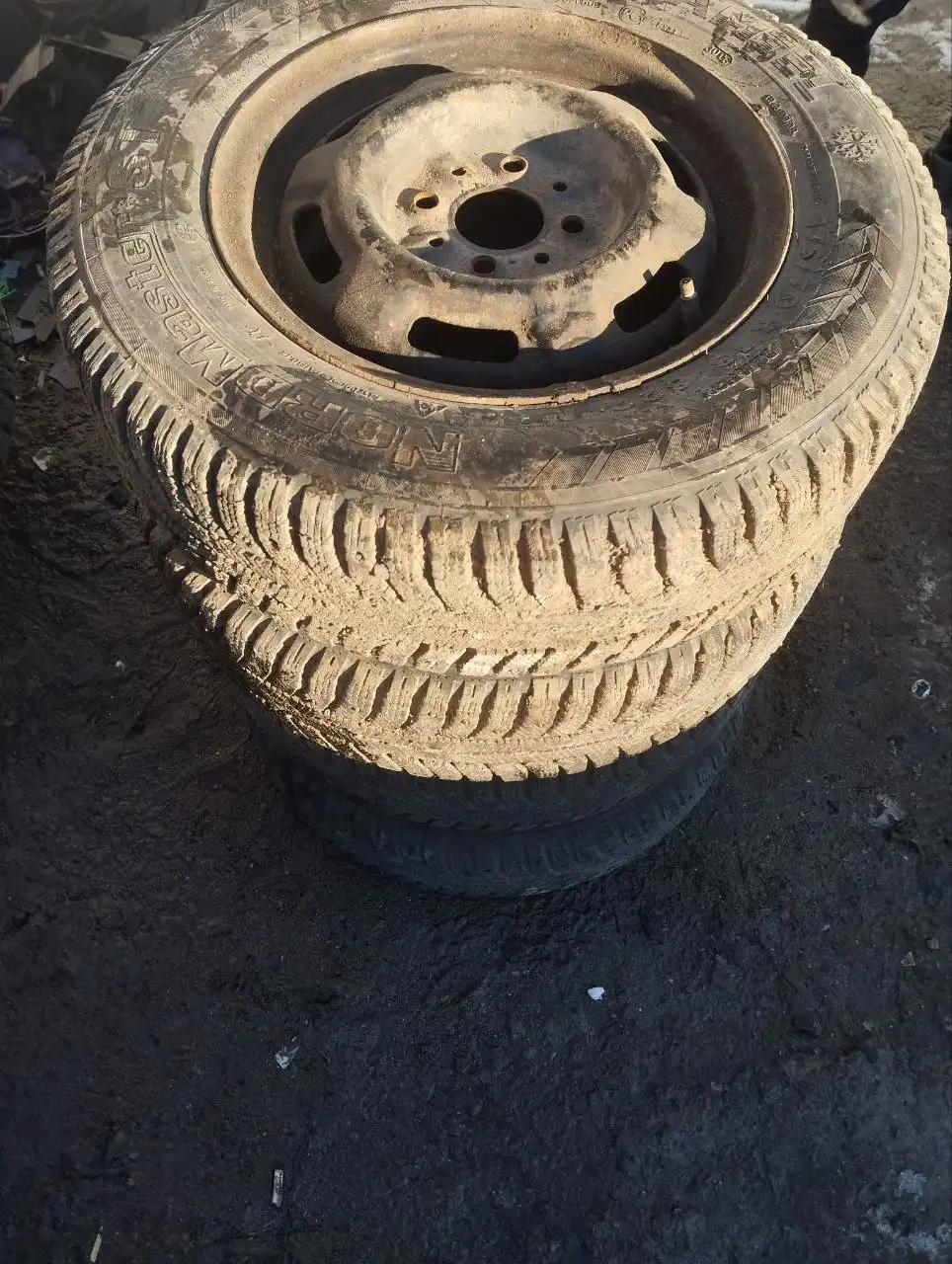 Продажа зимней резины R13 на литье - Шины и диски (Авто) в Волгоградская область