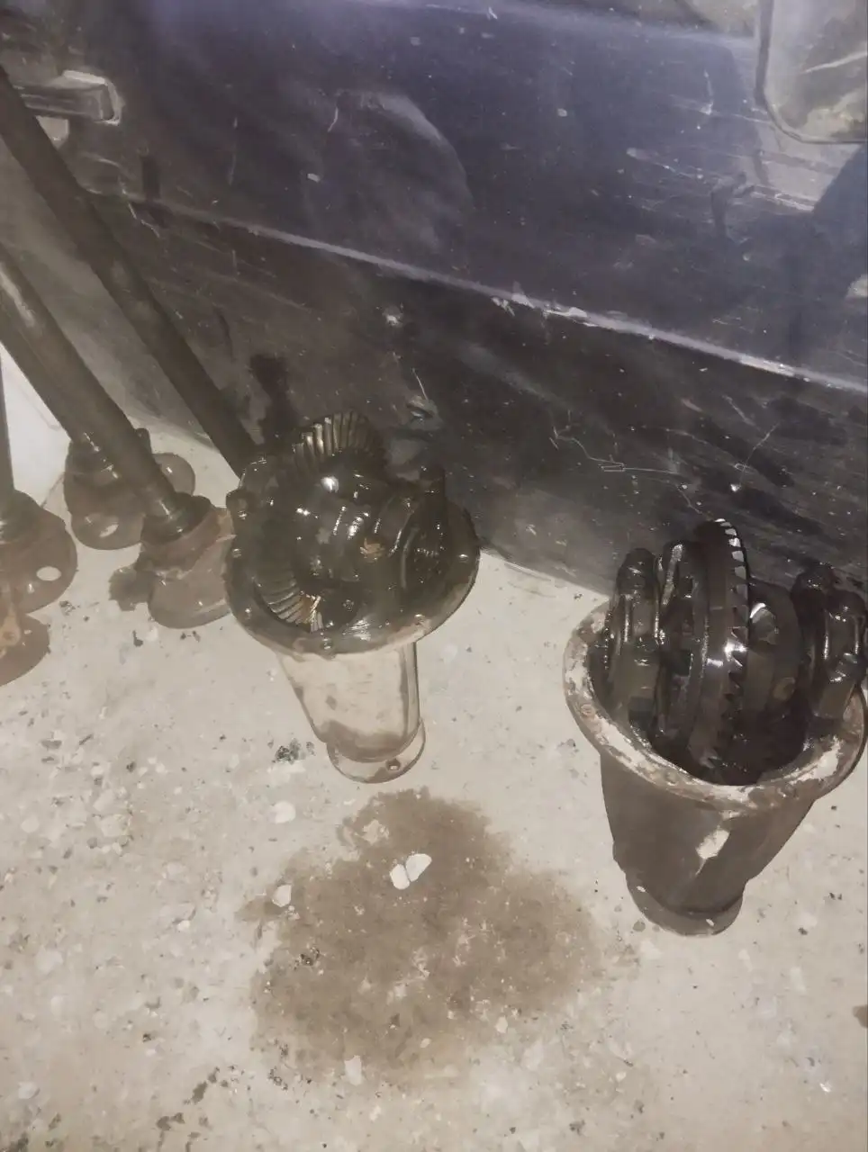 Продажа двух редукторов и полуосей - Трансмиссия (Запчасти) в Волгоград