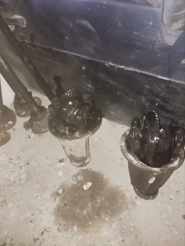 Продажа двух редукторов и полуосей - Кузовные детали в Волгоград