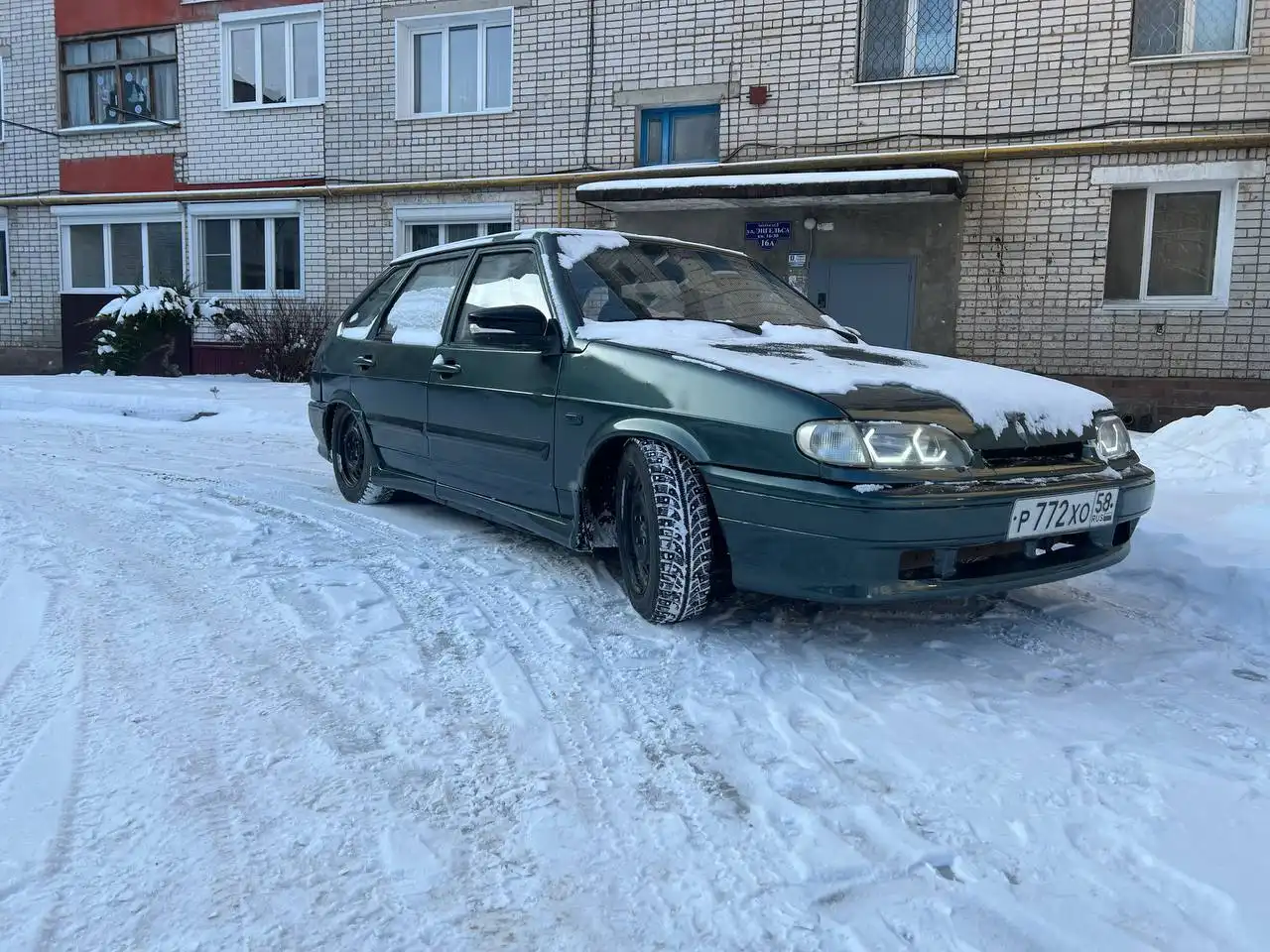 Продам ВАЗ 2114 2009 года выпуска - Легковые автомобили (Авто) в Михайловка