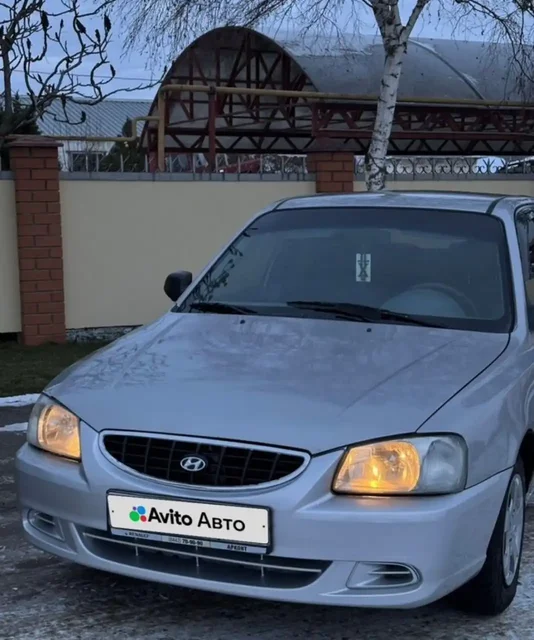 Продажа Hyundai Accent 2003 года - Легковые автомобили в Волжский