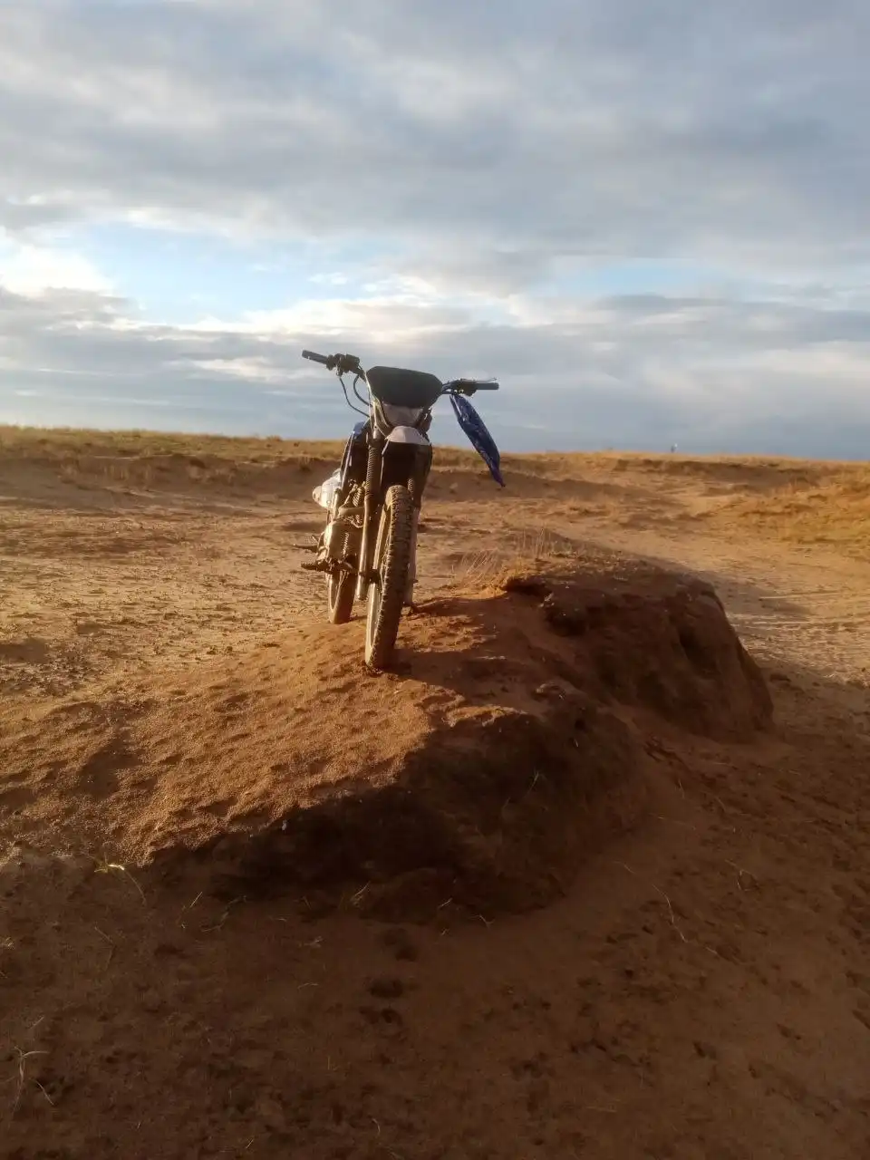 Продам мотоцикл 200 кубов - Мотоциклы (Авто) в Волгоград