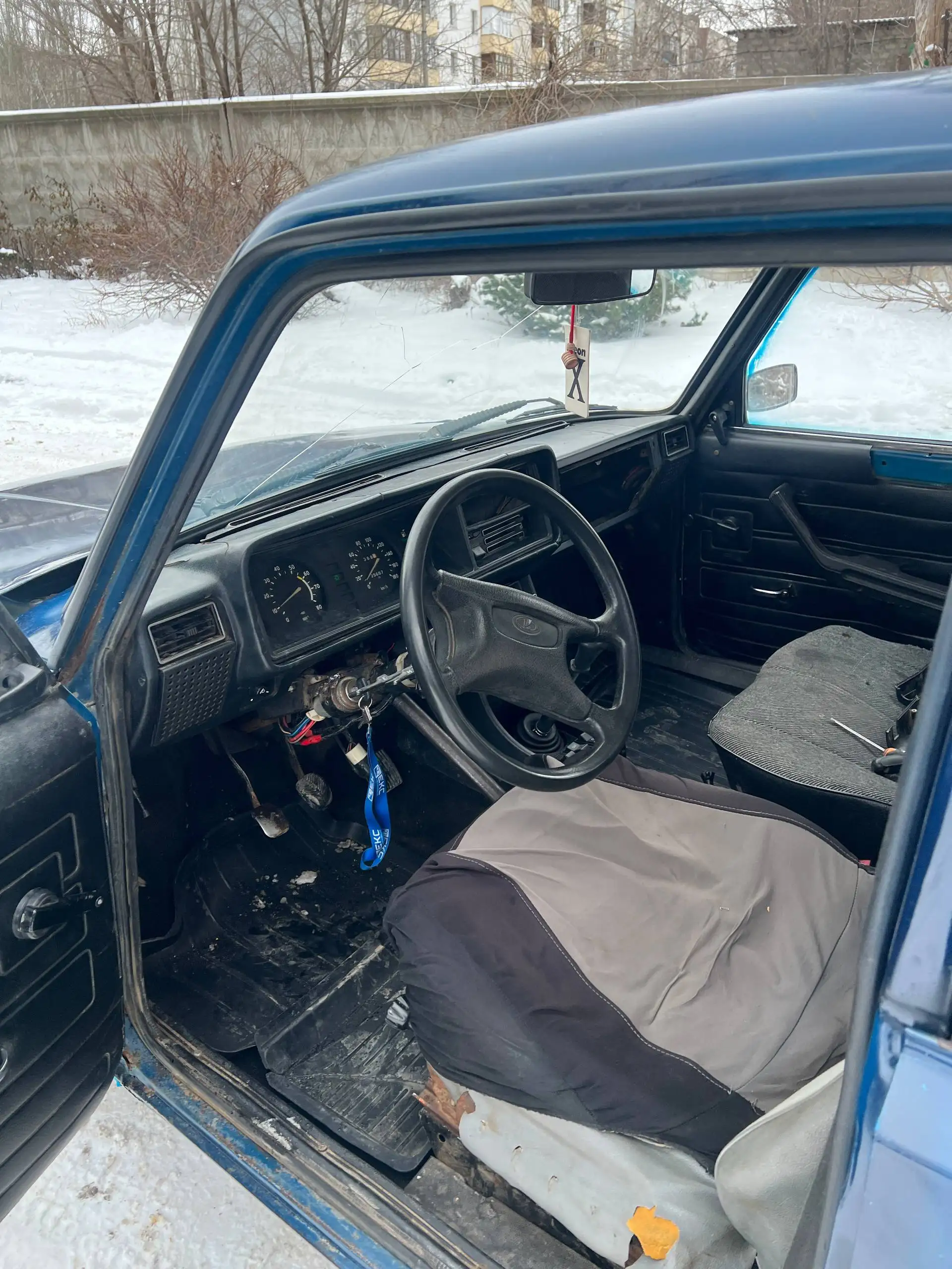 Автомобиль 2001 года выпуска с полным пакетом документов - Авто в Волгоградская область