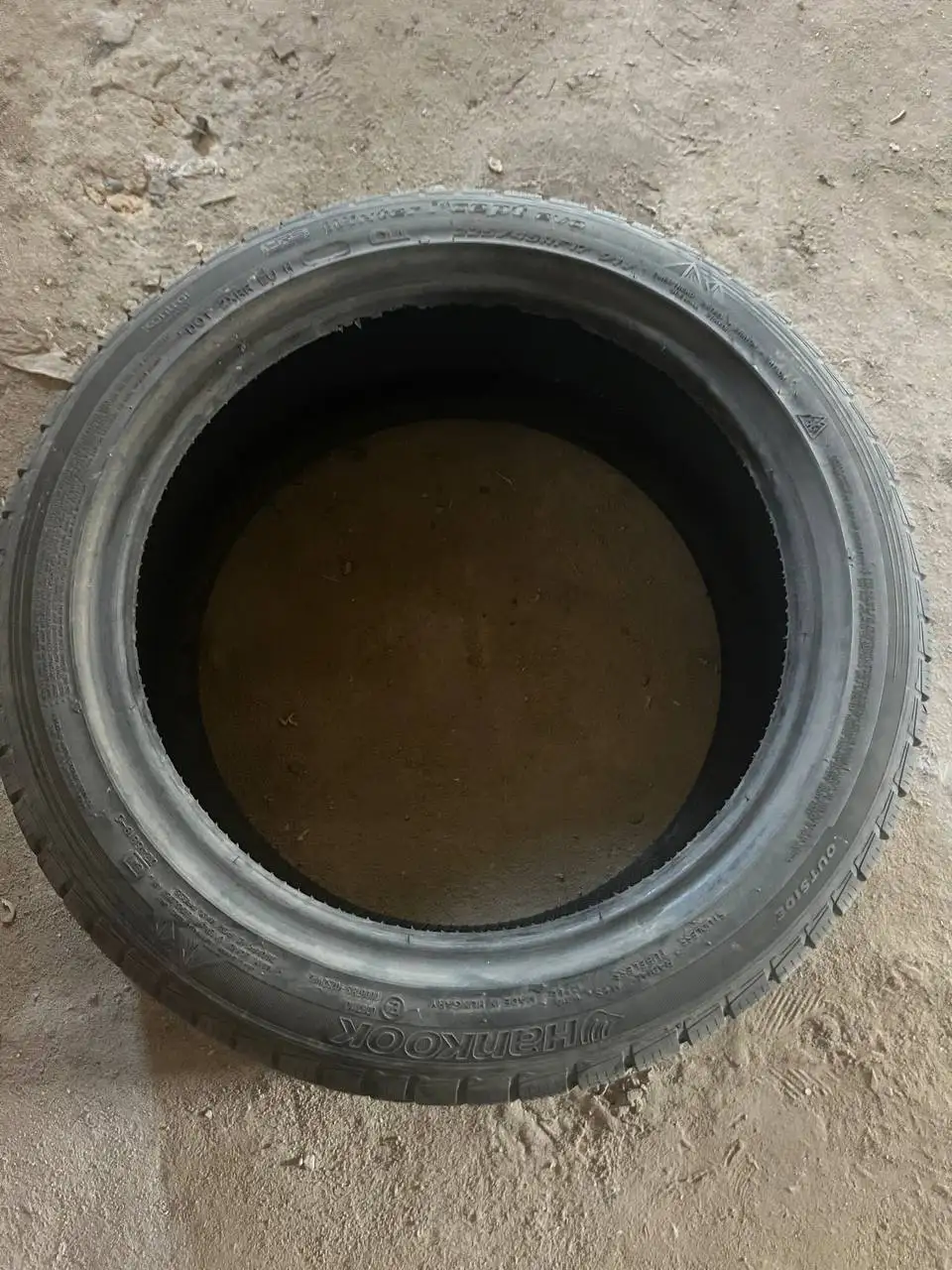 Продам резины липучка один сезон - Шины (Авто) в Волгоград