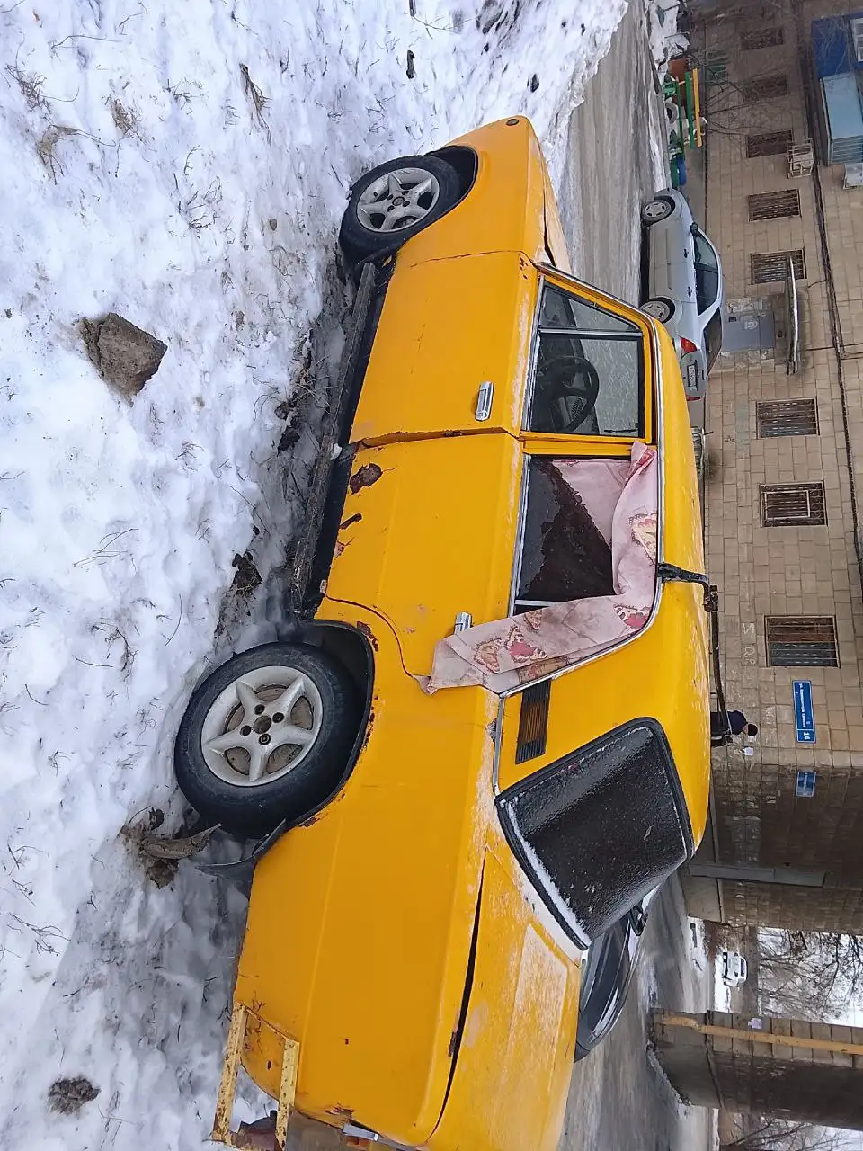 Продам или обменяю машину на полном ходу - Авто в Волгоград