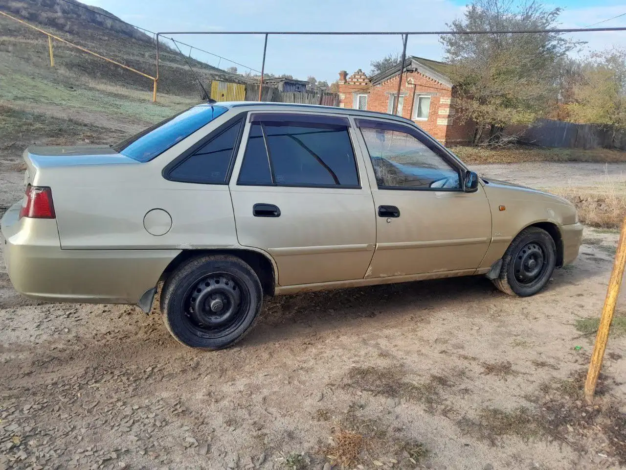 Продажа автомобиля 2011 года - Авто в Волгоградская область