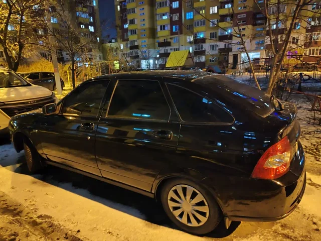 Продажа автомобиля ЛЮКС 2011 года - частное объявление в Волжский