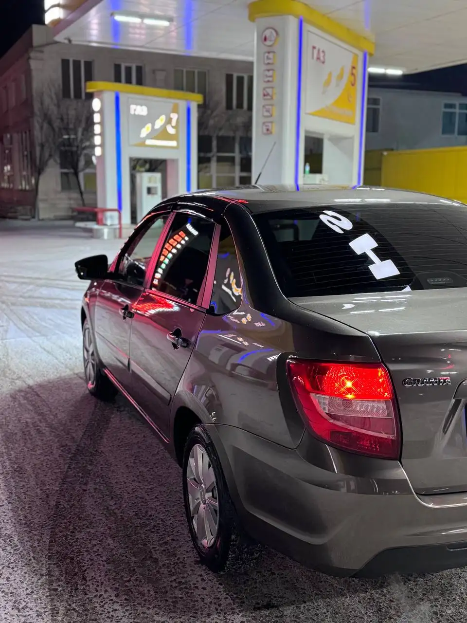 Продажа автомобиля 2018 года с идеальным состоянием - Легковые автомобили (Авто) в Волгоград