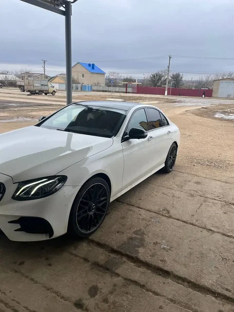 Продам Мерседес 2016 года 2 литра - частное объявление в Волгоградская область