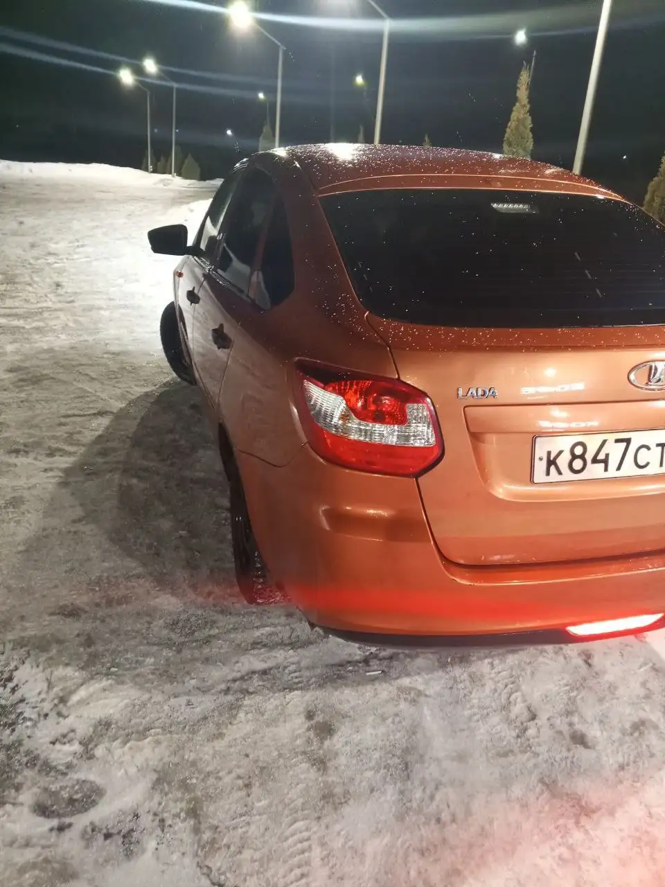 Автомобиль 2015 года в хорошем состоянии - Авто в Неизвестно