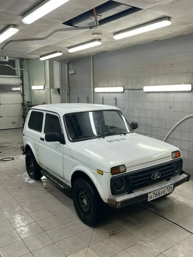 Нива 2001 года с капитальным ремонтом двигателя - Легковые автомобили (Авто) в Волгоград