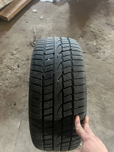 Продажа шин липучек - Внедорожник в Волгоград