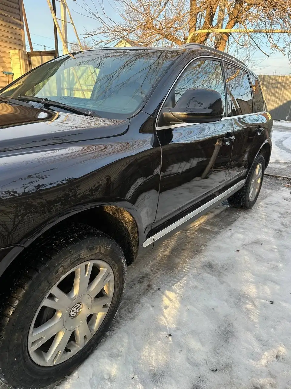 Volkswagen Touareg 3.0 AT 2008 года на пружинах - Внедорожник (Авто) в Волгоград