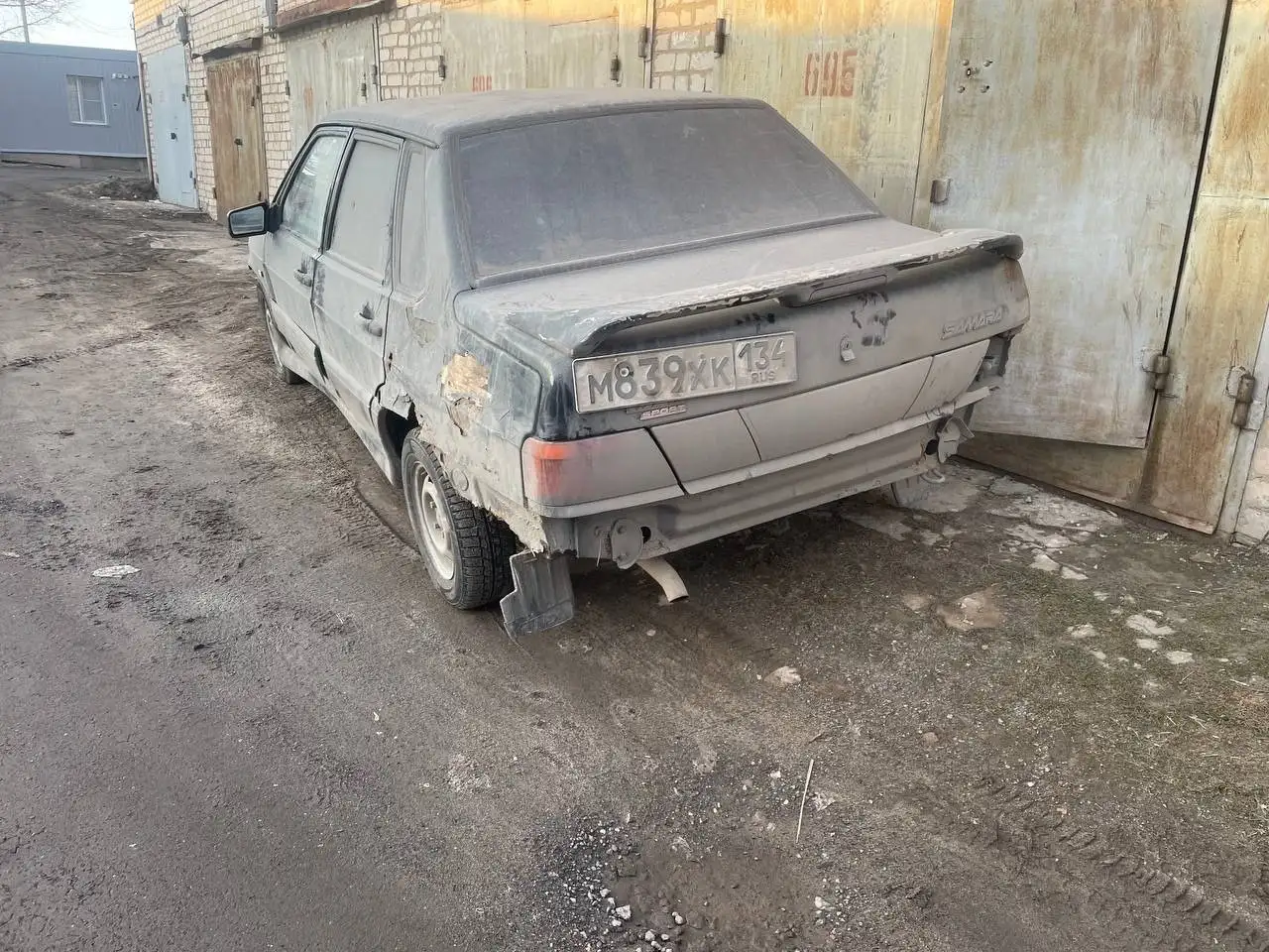 Продажа автомобиля 2006 года с незначительными дефектами - Авто в Волгоград