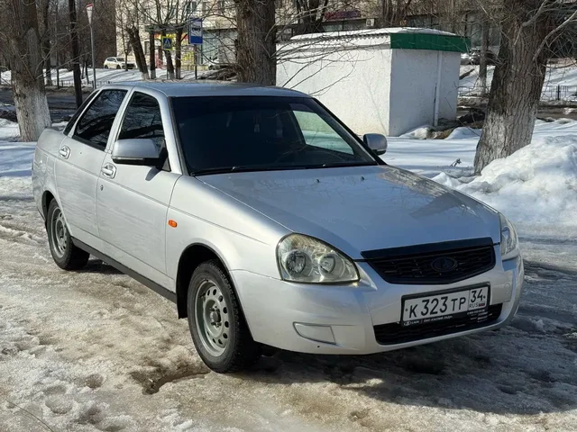 Продажа автомобиля 2007 года с двумя подъемниками - Внедорожник в Волгоград