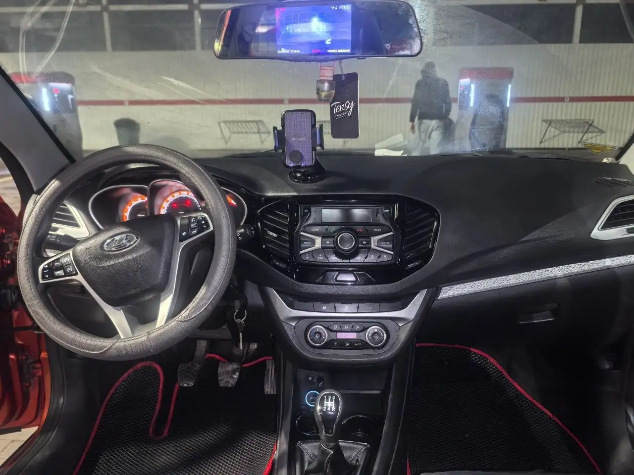 Продажа Lada Vesta SW Cross 2019 года - Авто в Волгоград