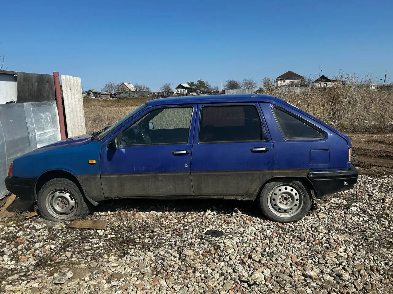 Продажа автомобилей Иж и Москвич с запчастями - Авто в Волгоградская область