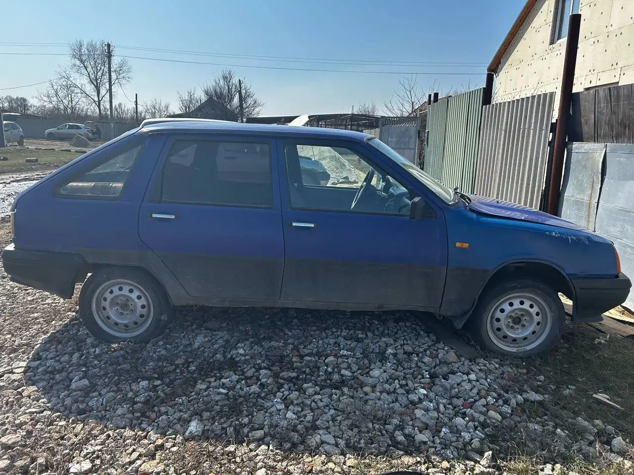 Продажа автомобилей Иж и Москвич с запчастями - Авто в Волгоградская область