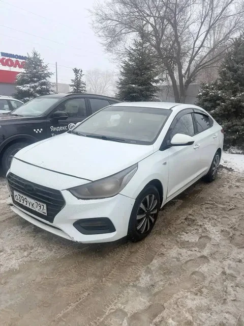 Продажа Hyundai Solaris 2018 года в Волгограде - Авто в Волгоград