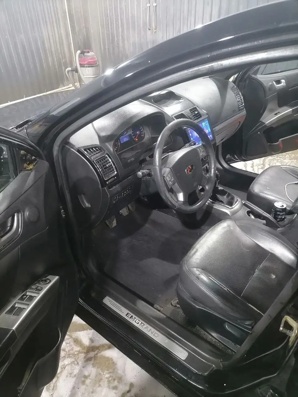 Продается автомобиль Geely Emgrand EC7 2013 года - Легковые автомобили (Авто) в Волгоград