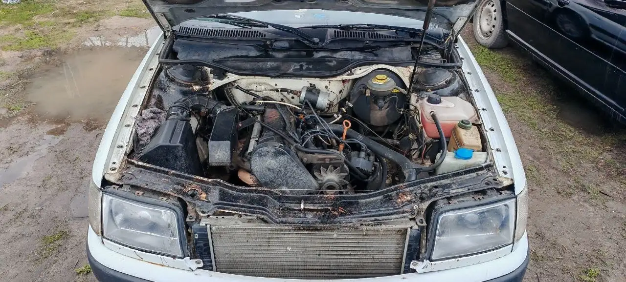 Ауди 100 с 4 передний привод бензин - Легковые автомобили (Авто) в Волгоградская область