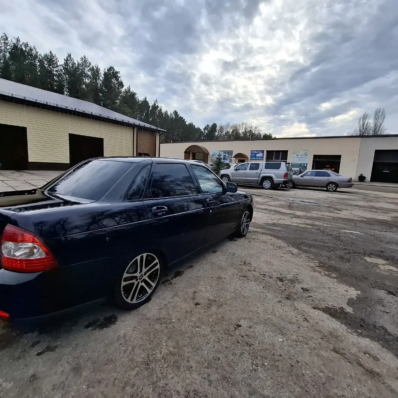 Продажа автомобиля Лада Приора 2009 года в люксовой комплектации - Легковые автомобили (Авто) в Волгоград