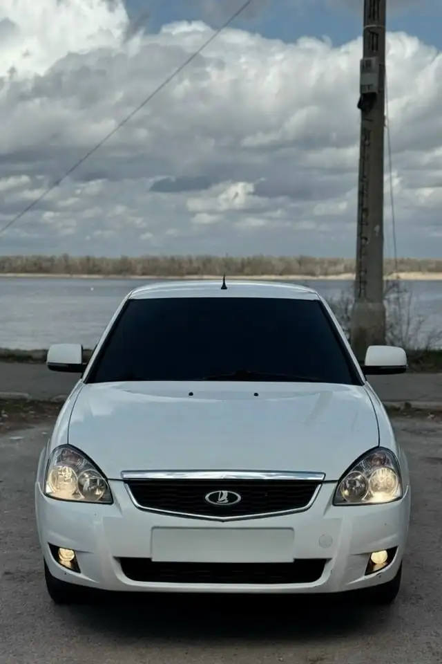 Продажа Приоры 2 2014 - Легковые автомобили (Авто) в Волгоград