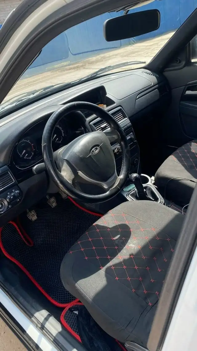 8-клоп в хорошем состоянии, 2016 года - ВАЗ (Lada) 8-клоп (Авто) в Волгоград