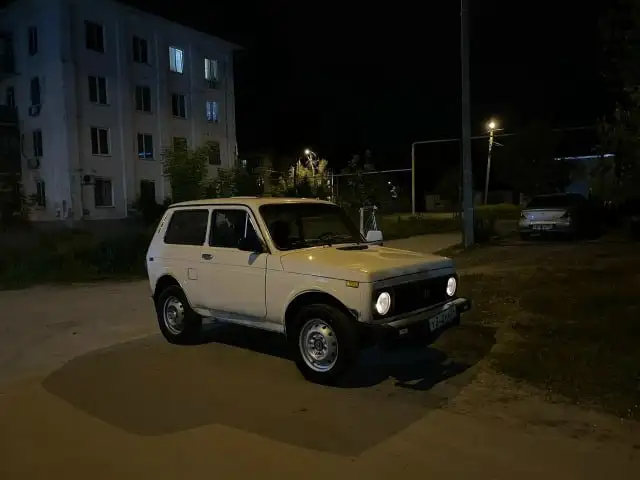 Нива 2121 130.000 торг - Легковые автомобили (Авто) в Волгоград