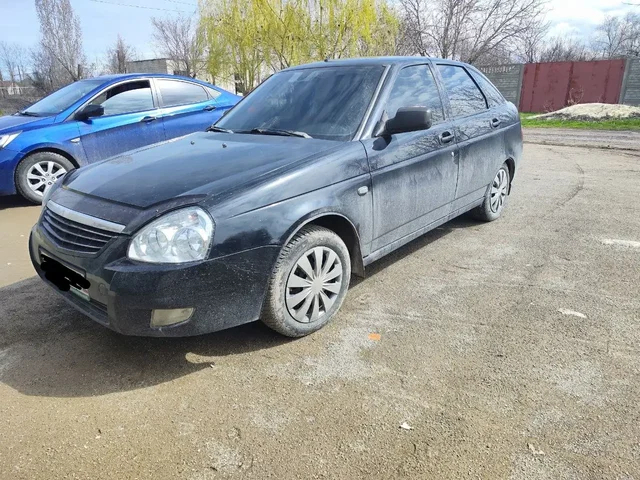 Продажа Лада Приора хэтчбек 2011 - частное объявление в Волжский