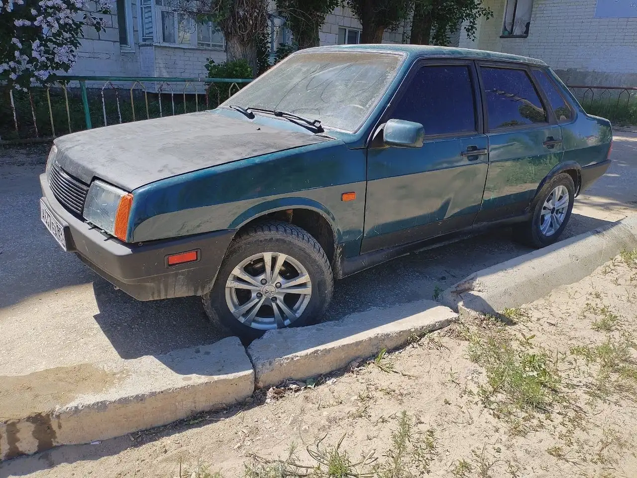 ВАЗ 21099 2000 год - Легковые автомобили (Авто) в Жирновск