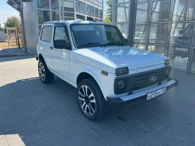 Идеальное состояние 2024 год, колеса r18, сигнализация с автозапуском, цена 850000 - Авто в Волгоград