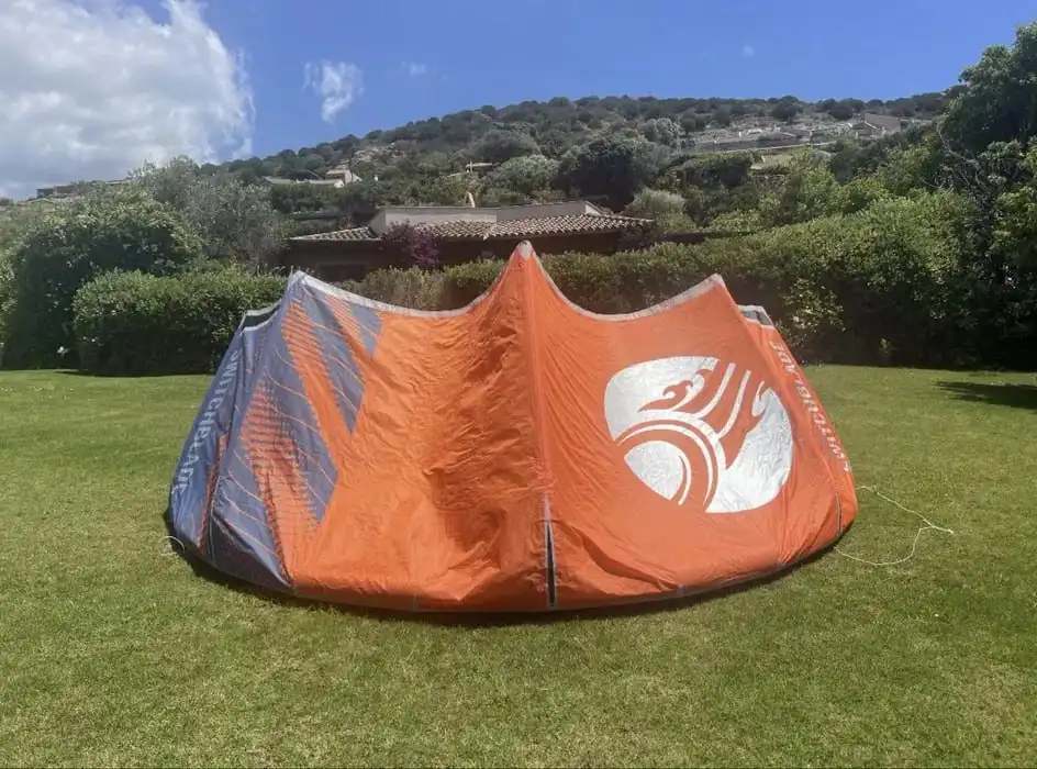 Кайт Cabrinha Switchblade 10 м 2022 с планкой и насосом